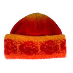 M-22 HAT with roses, felted