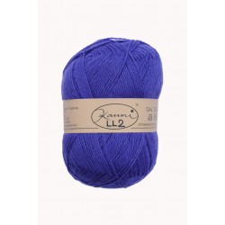 LL2-S One coloured 8/2 yarn...