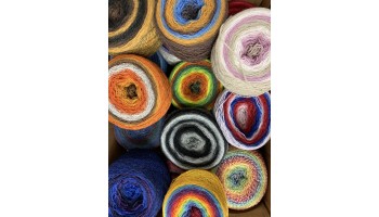 EFFECT COLOURS YARN